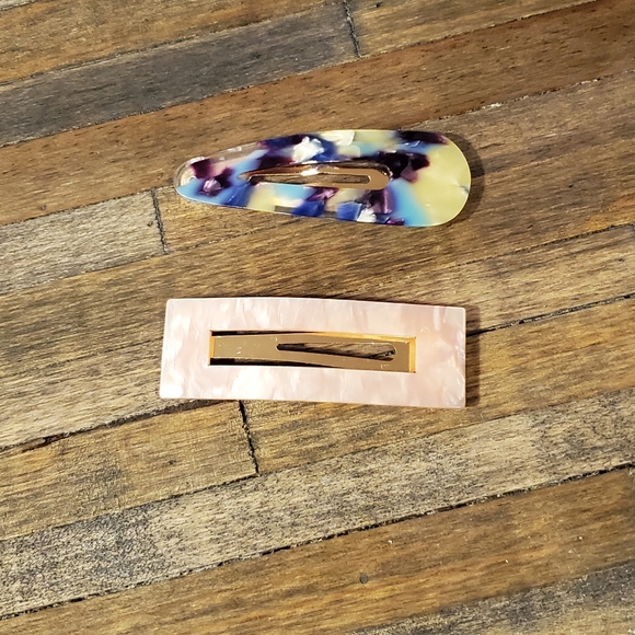 SOLD-Zara Pink and Multi-coloured Barrette Set - Picture 2 of 3